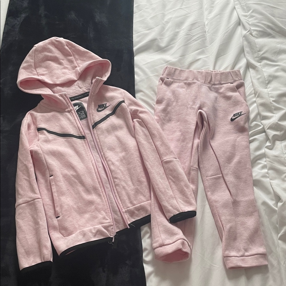 Kids Heather Pink Nike tech suit